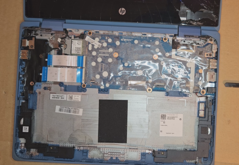 HP Chromebook 11 G8 EE disassembly